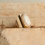 Anel com Pedra Resinada
