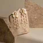Brinco De Flor Com Pérolas