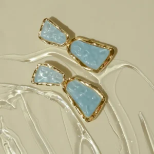 Brinco Com 2 Pedras Resinadas