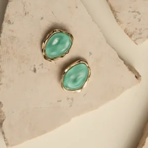 Brinco De Pedra Resinada Translucida