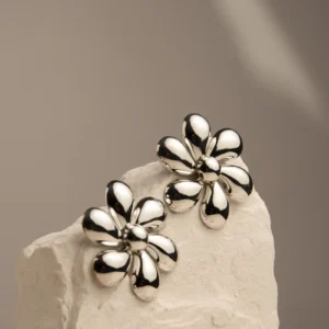 Brinco Flor De Metal