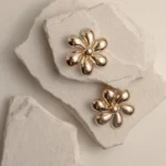 Brinco Flor De Metal