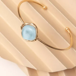 Bracelete Com Pedra Resinada Translúcida