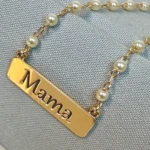Colar De Pérola Com Placa "Mama"