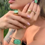 Conjunto Bracelete, Anel, e Brinco De Pedra Resinada