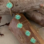 Conjunto Bracelete, Anel, Brinco e Colar De Pedra Resinada Verde Translúcido