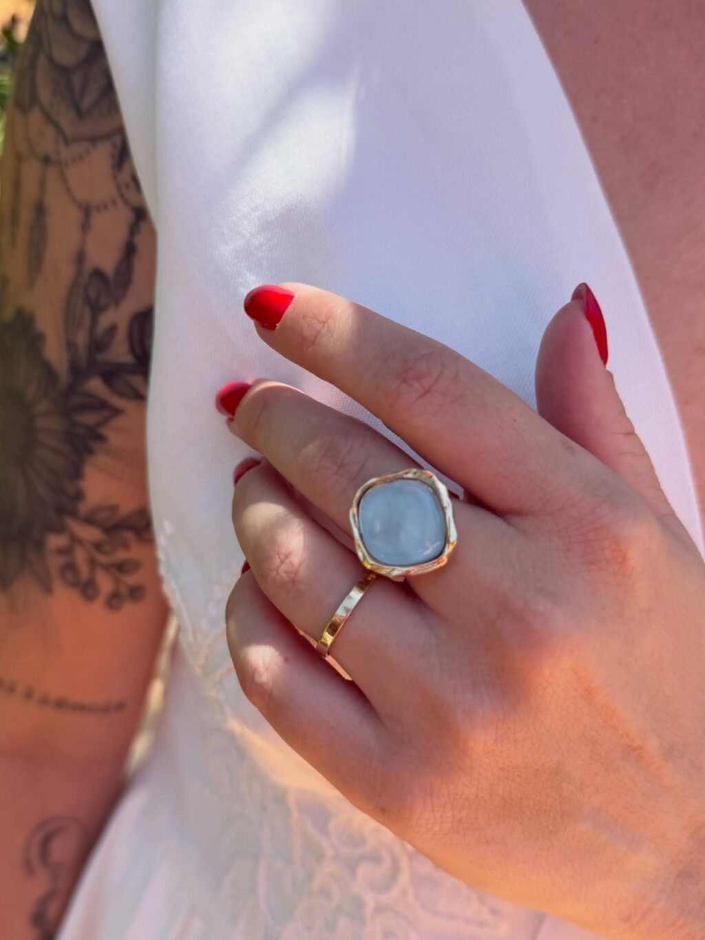 Instagram post from laluz.concept. This post is in position 3.