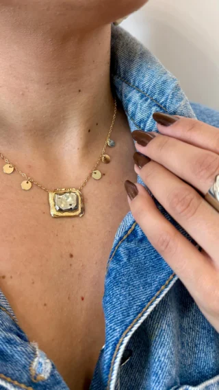 Instagram post from laluz.concept. This post is in position 1.