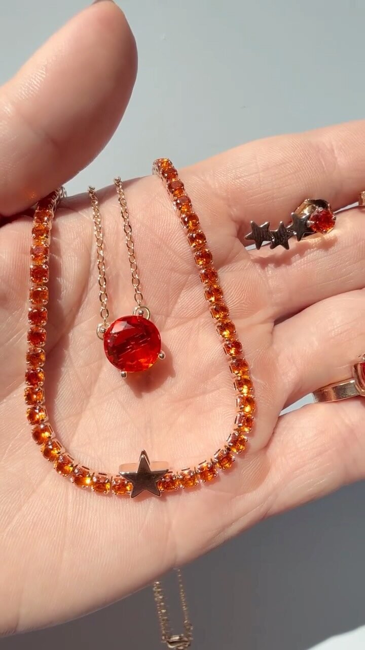 Instagram post from laluz.concept. This post is in position 3.