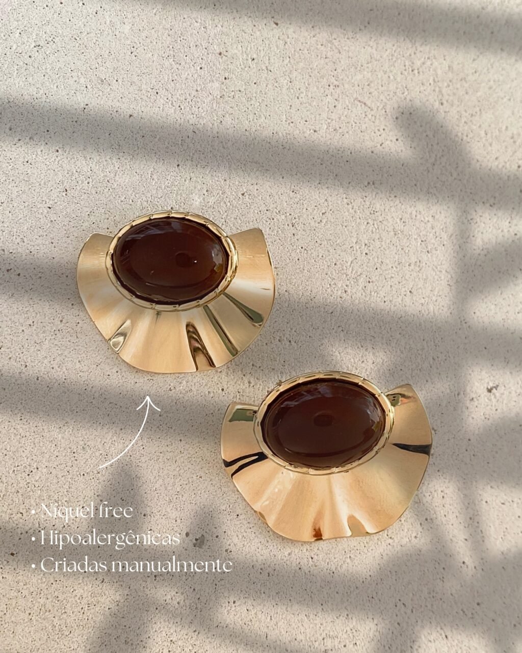 Instagram post from laluz.concept. This post is in position 4.