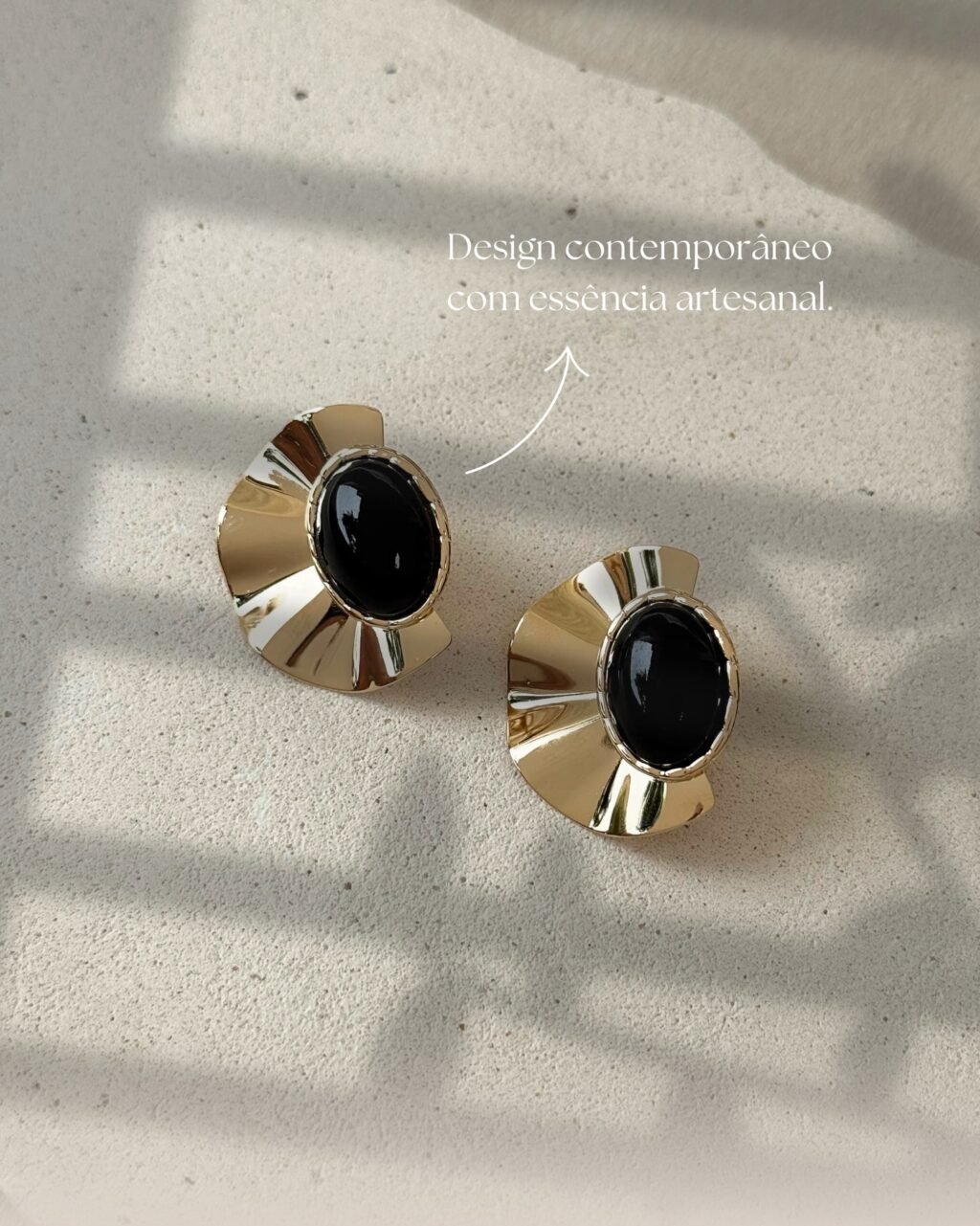 Instagram post from laluz.concept. This post is in position 1.