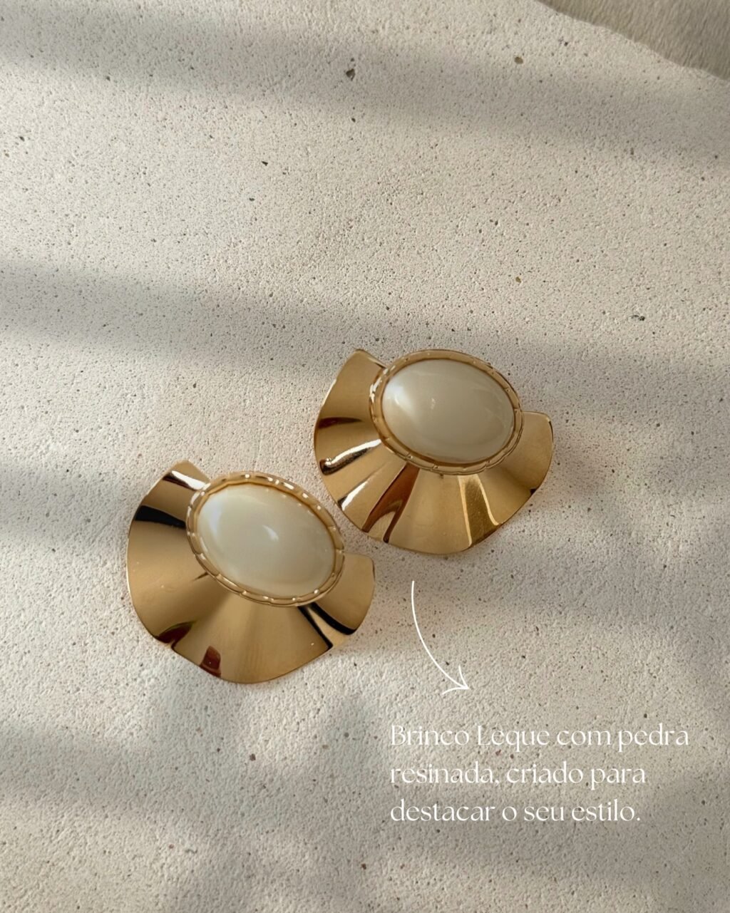 Instagram post from laluz.concept. This post is in position 2.